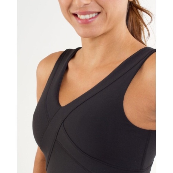 Lululemon W Wrap Yoga Workout Tank Black Sz 4/6 - Picture 1 of 4